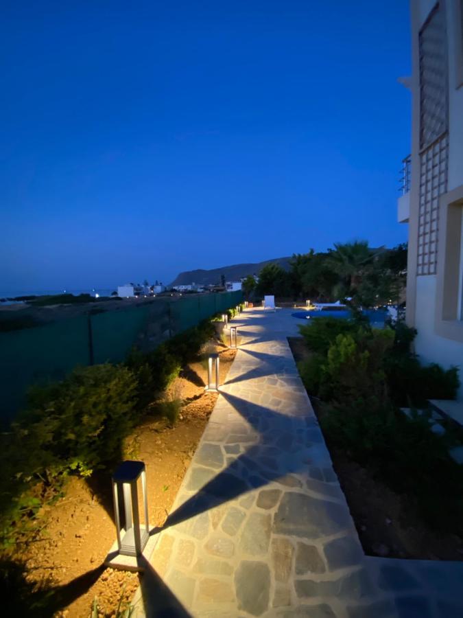 Villa Elena Mílatos Exterior foto